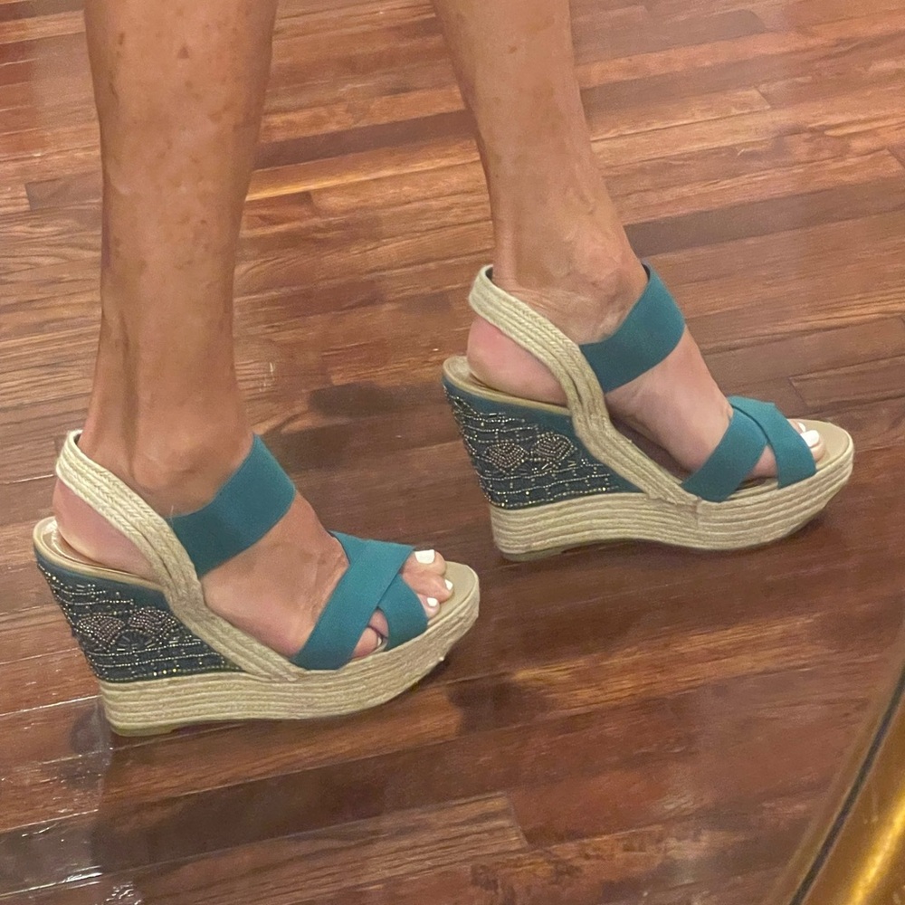 Kenneth Cole wedge shoe